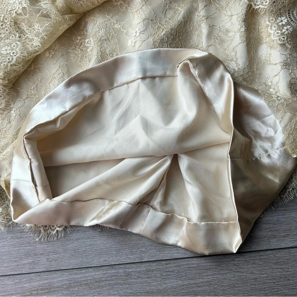 LightInTheBox Lace Ruffles Evening Dress Bridesmaid - Picture 14 of 15